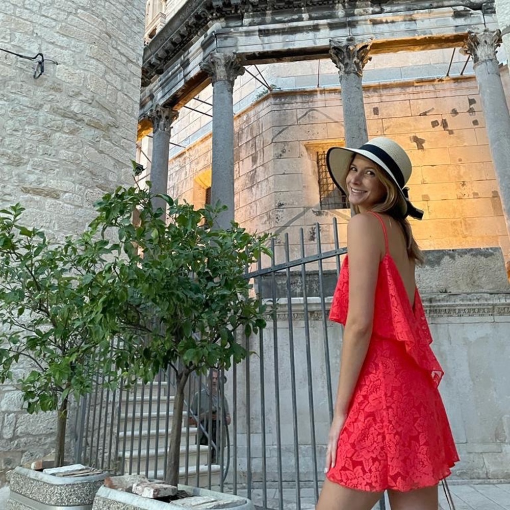 Meet your Posher, Allison